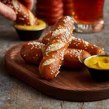 Large Soft Pretzel Sticks (3)